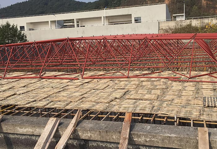 敦煌水泥厂网架安装